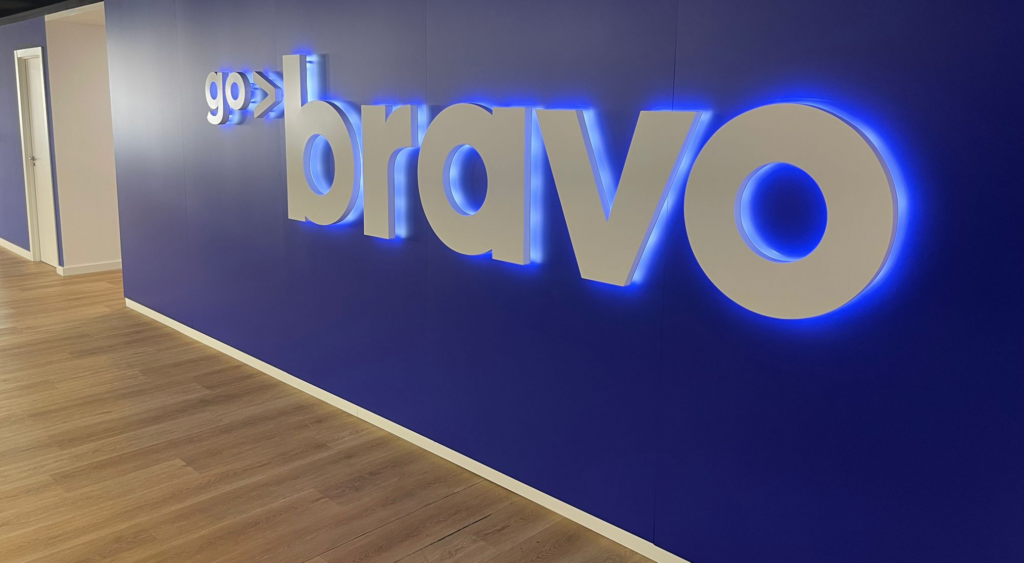 Nota Bravo Nov 24.png Nota Bravo Nov 24.png